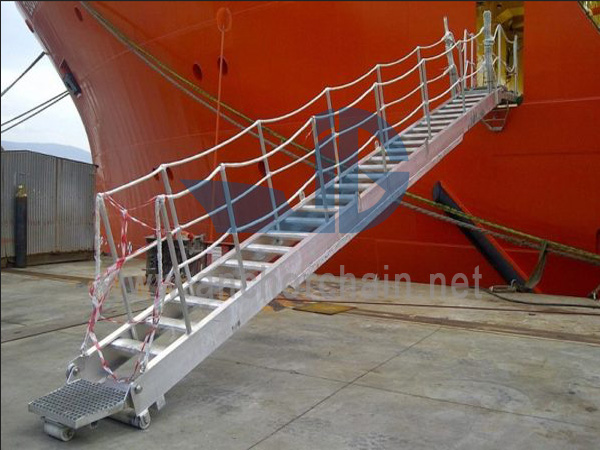 Overnatningsbro i aluminium