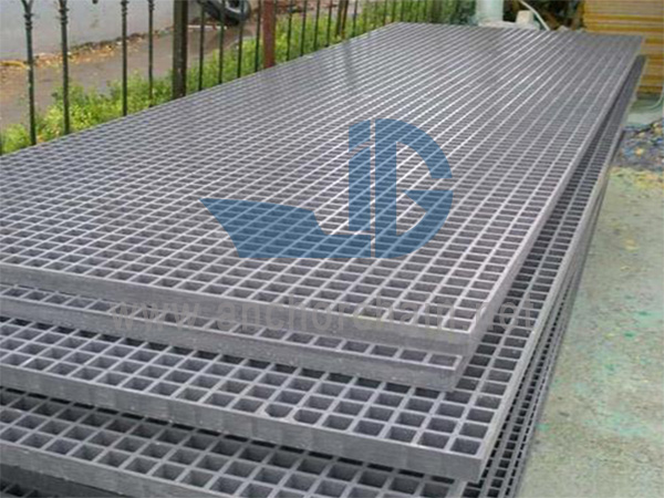 Marine gitter